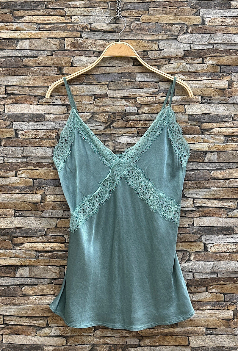 Choklate lace camisole Aqua