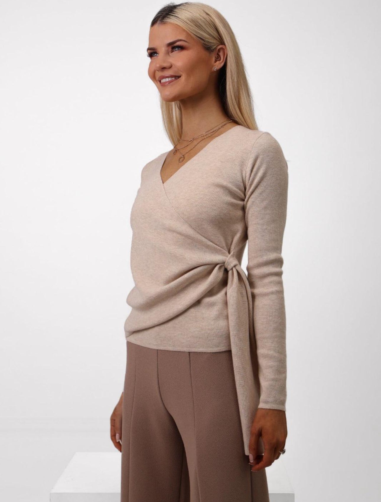 Kate & Pippa Drew top Beige