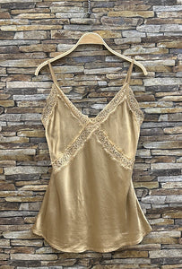 Choklate lace camisole goldy