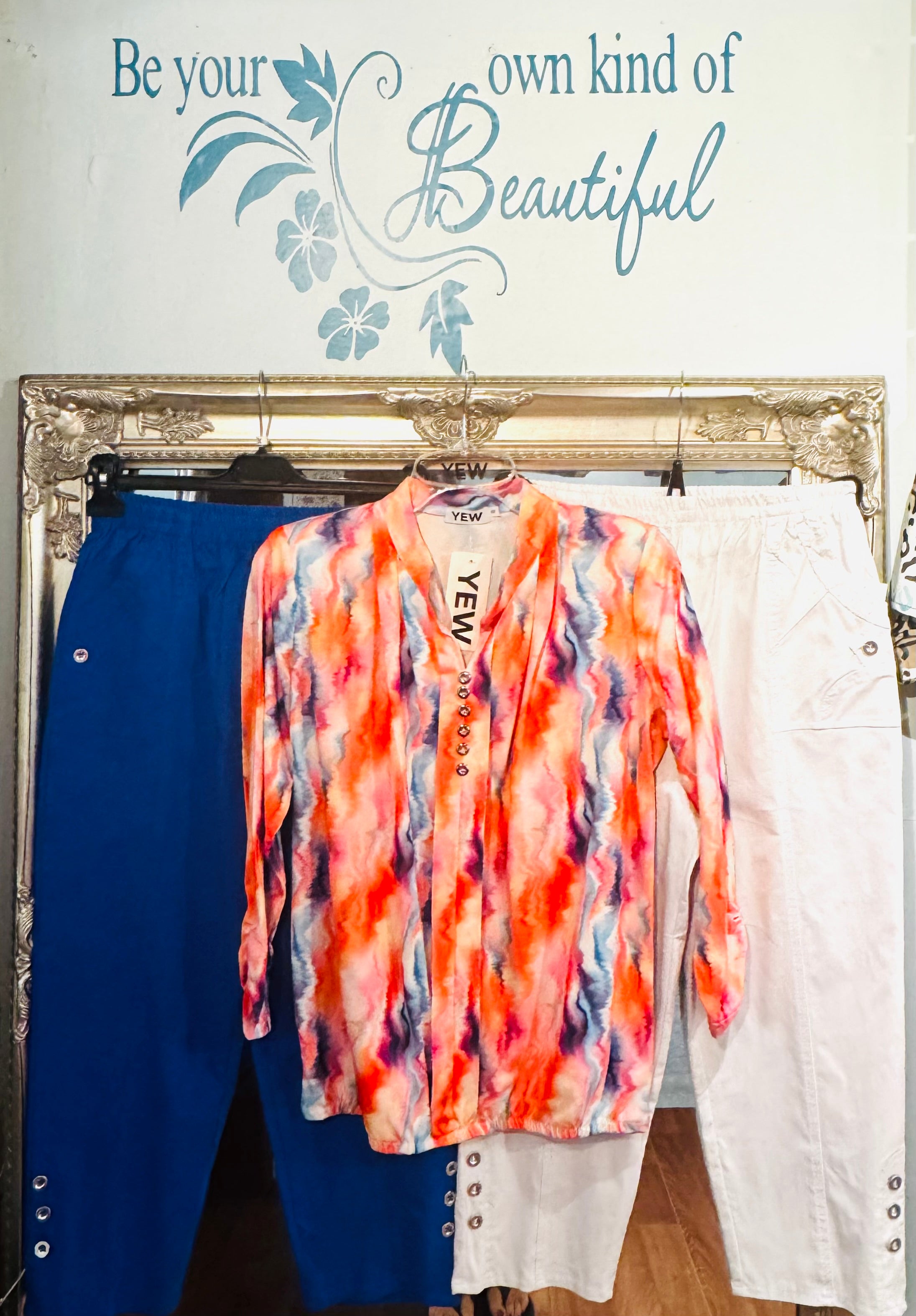 Yew Sunset top with buttons