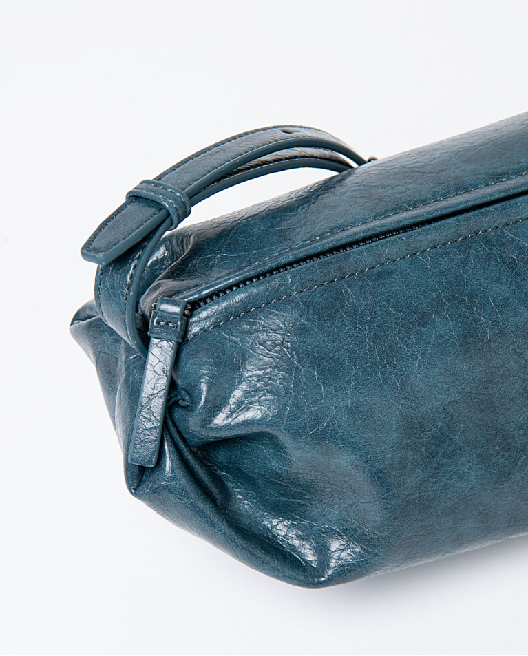 Surkana Crackled Crossbody bag