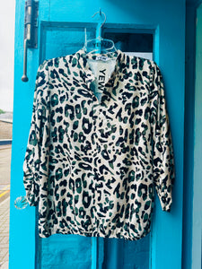 Yew top in Leopard print