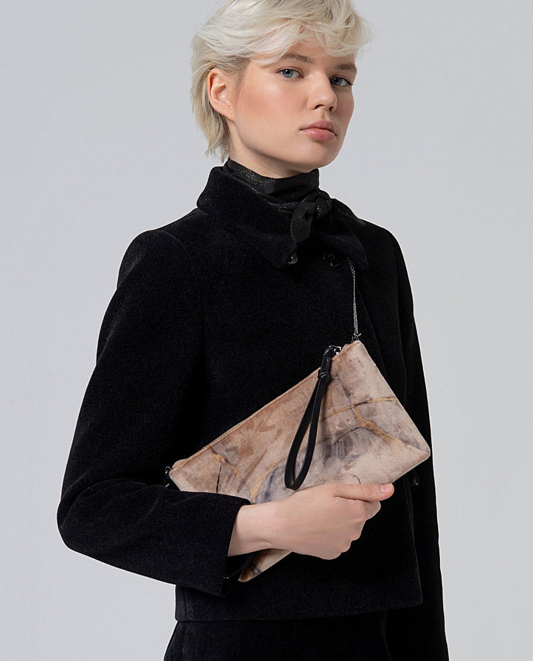 Surkana Velvet Clutch