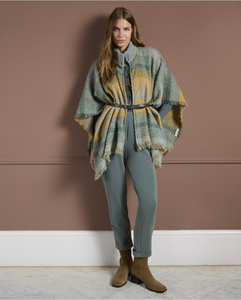 Surkana Poncho with zip Green