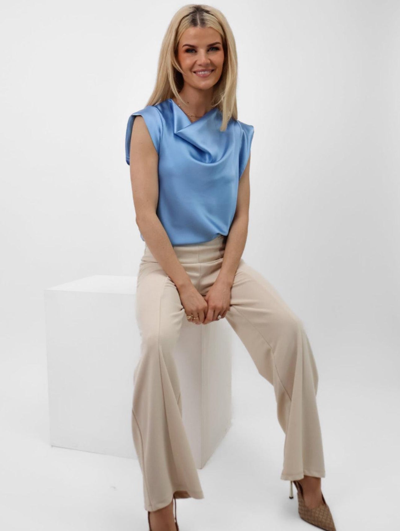 Kate & Pippa Baby Blue Suzy top