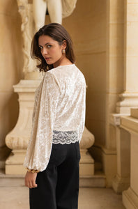 Choklate Catherine Lace Champage Top