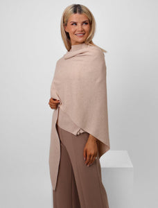 Kate & Pippa Sandi Cape