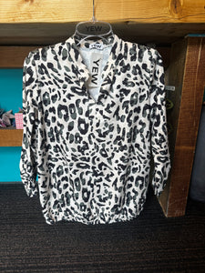 Yew top in Leopard print