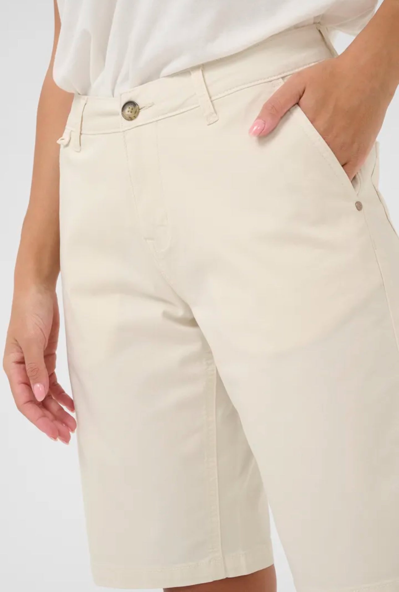 CREAM Berta Shorts in nude