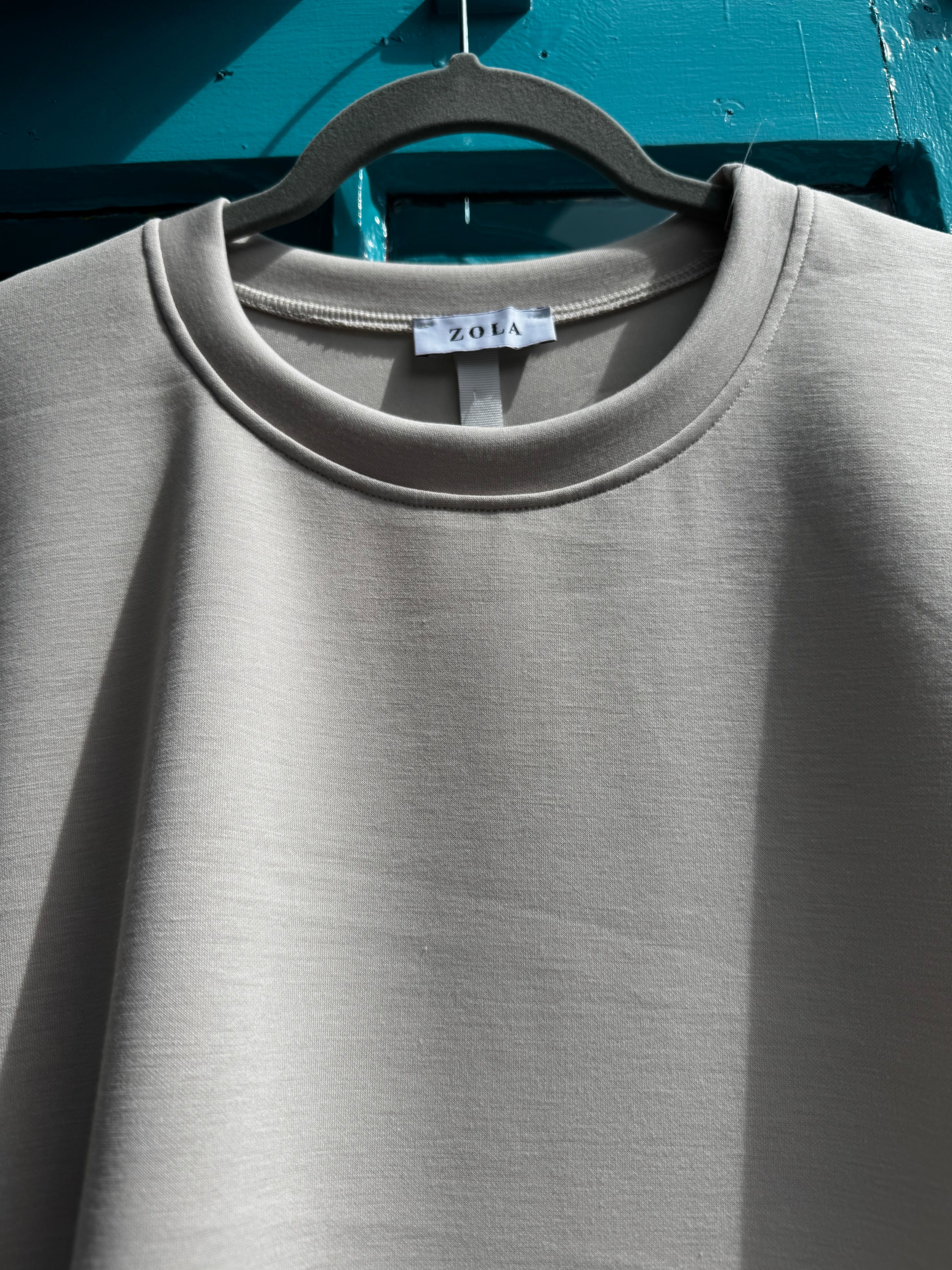 Zola Cream Cap slv Top