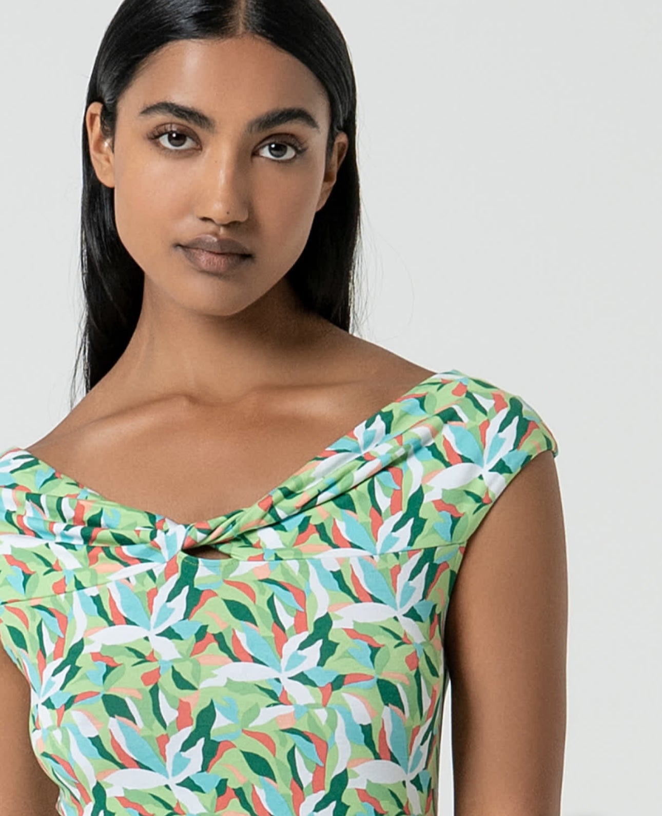 Surkana Riva top in green