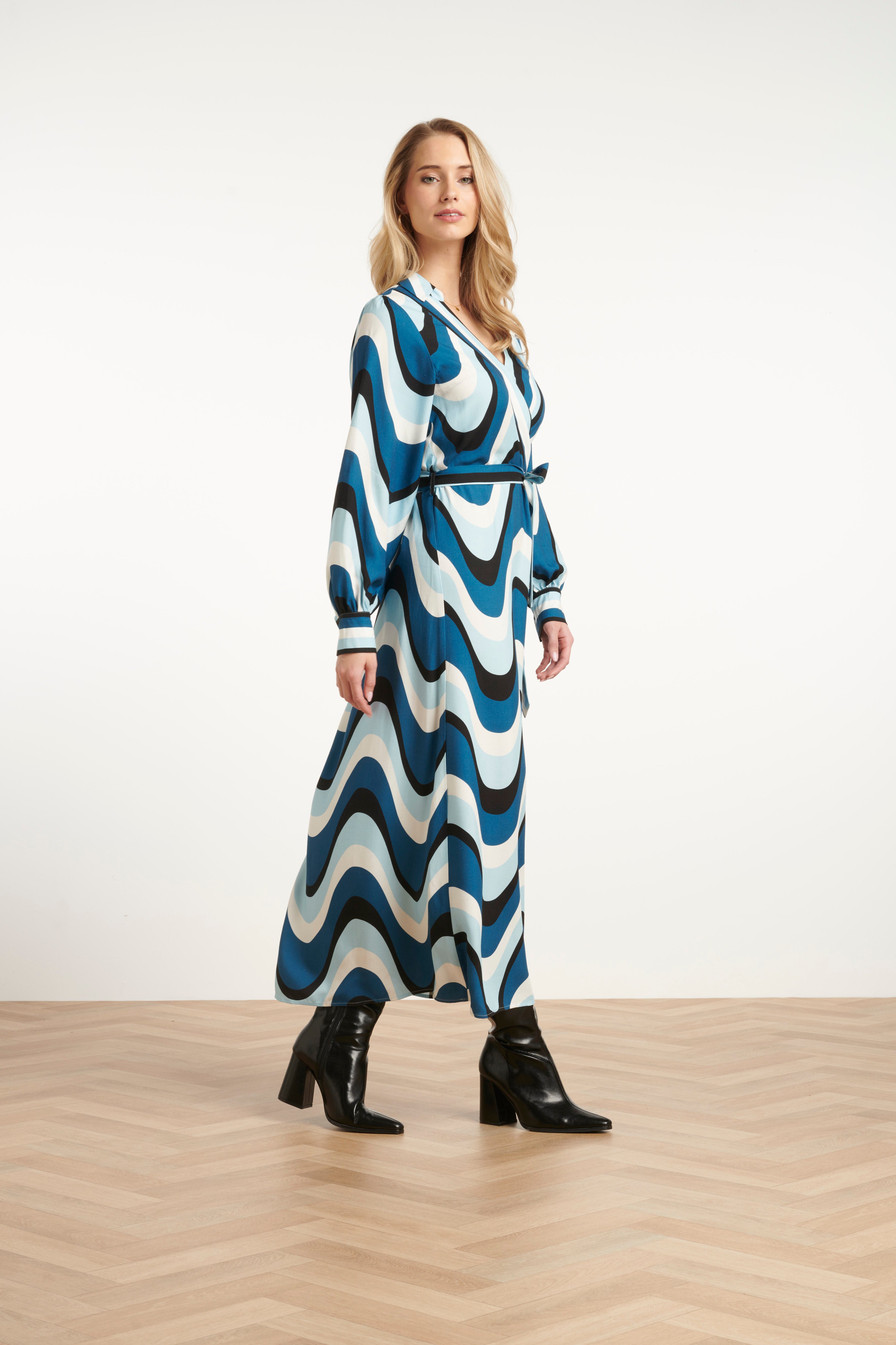 Smashed Lemon Blue Wave dress